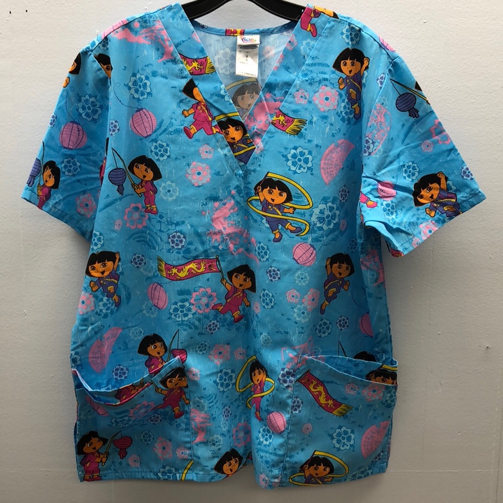 Nickelodeon Dora the explorer scrab top women L